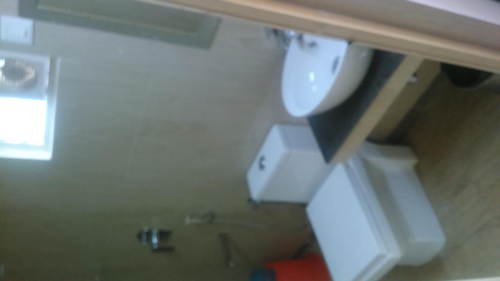 Breeze Hotel Siliguri Ngoại thất bức ảnh