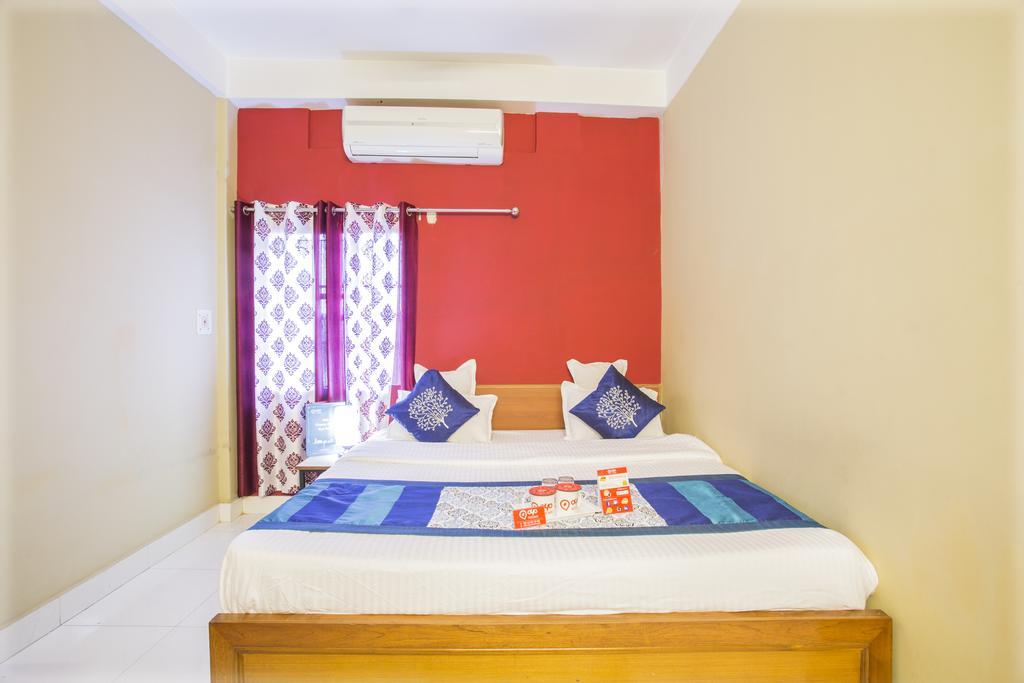 Breeze Hotel Siliguri Phòng bức ảnh