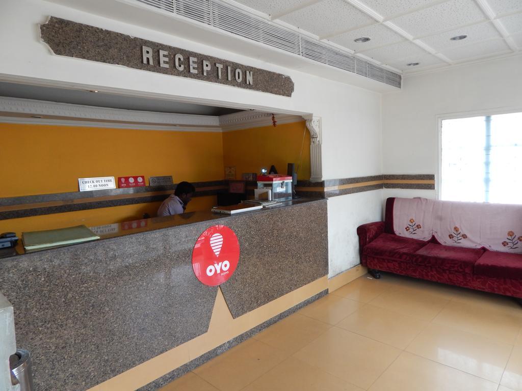 Breeze Hotel Siliguri Ngoại thất bức ảnh