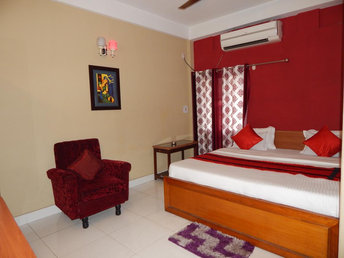 Breeze Hotel Siliguri Ngoại thất bức ảnh